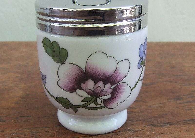 TOO CUTE !! THREE VINTAGE EGG CODDLERS BY ROYAL WORCESTER OF ENGLAND !! GREAT CONDITION !!