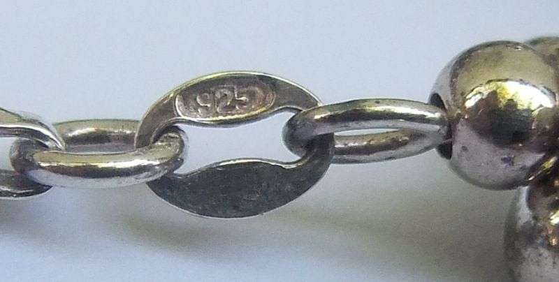 WOW !! AN AMAZINGLY DESIGNED ""HEAVY"' QUALITY STERLING SILVER BRACELET !! A REAL MUST SEE !!