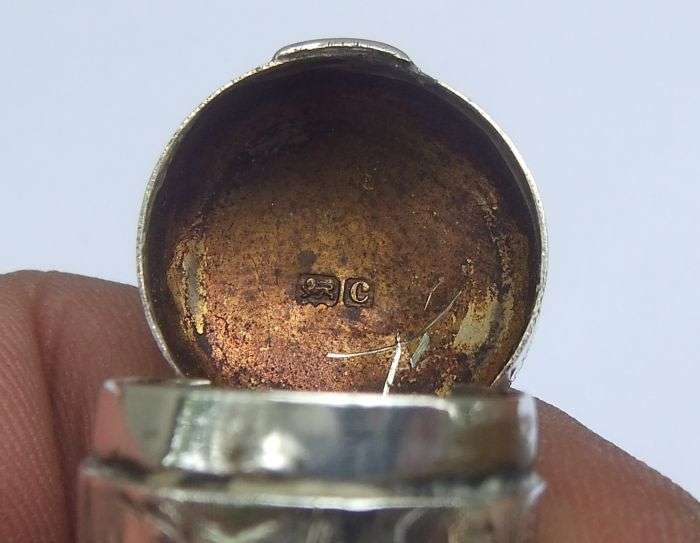 A VERY RARE HALLMARKED STERLING SILVER CHEROOT HOLDER CASE DATED 1902 BIRMINGHAM !! WOW !!