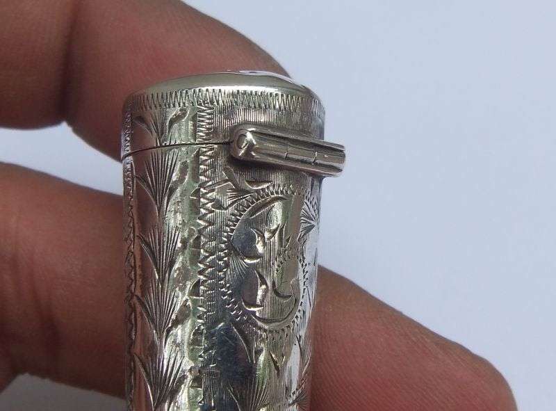 A VERY RARE HALLMARKED STERLING SILVER CHEROOT HOLDER CASE DATED 1902 BIRMINGHAM !! WOW !!