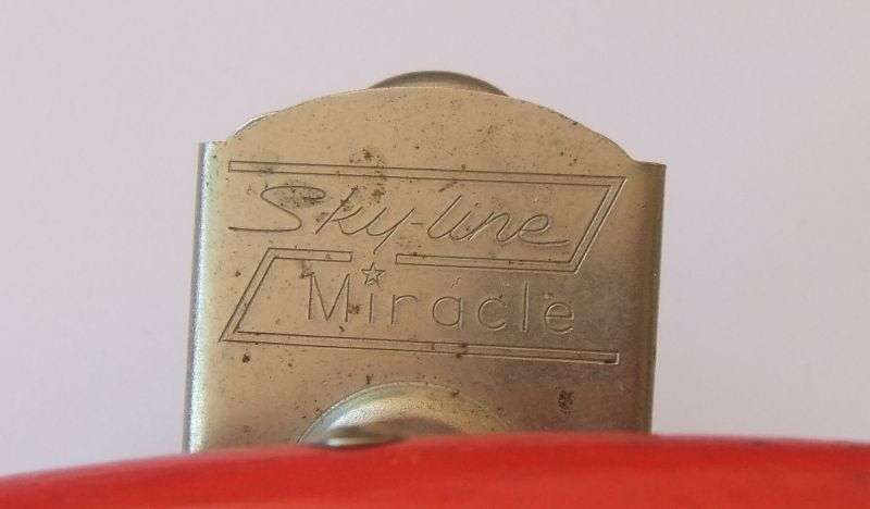 A VINTAGE SCREW CAP REMOVER BY SKYLINE ENGLAND