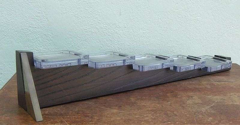 A RARE VINTAGE JOHNNIE WALKER WHISKEY BOTTLE DISPLAY STAND