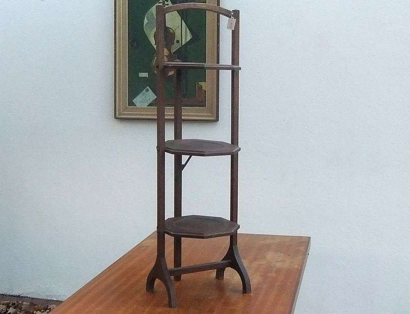 IS IT A BIRD ? IS IT A PLANE ? NO , ITS A RARE VICTORIAN 3 TIER OAK CAKE STAND...FOLD UP...CLASSY !!