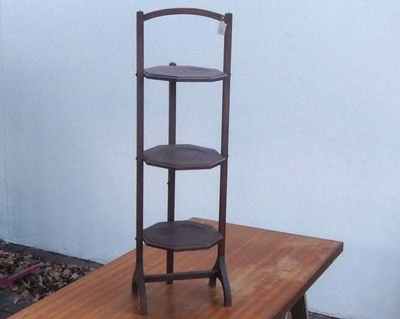 IS IT A BIRD ? IS IT A PLANE ? NO , ITS A RARE VICTORIAN 3 TIER OAK CAKE STAND...FOLD UP...CLASSY !!