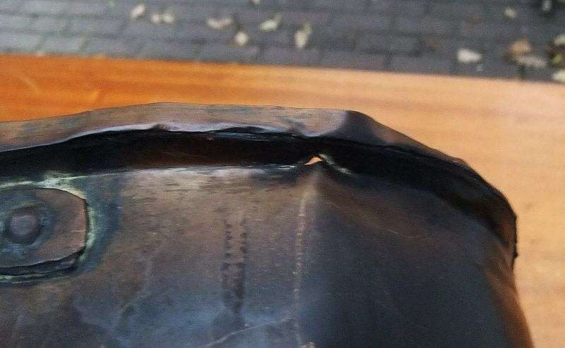 AN OLD POT WITH COPPER CONTENT - BURNT BLACK BY OPEN FIRE - FROM A FARM...KOM KYK