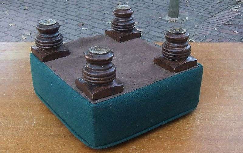 AI , WHAT HAVE WE EER !! A WEE VINTAGE SCOTTISH MADE FOOTSTOOL ... WHATTA YE SAY TO THA