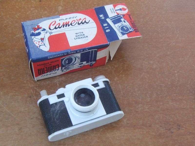 A COOL JOB LOT OF INTERESTING THINGS ...CUFFLINKS , BROOCHES , SCARF CLIPS , DAGGER , ETC ETC !!