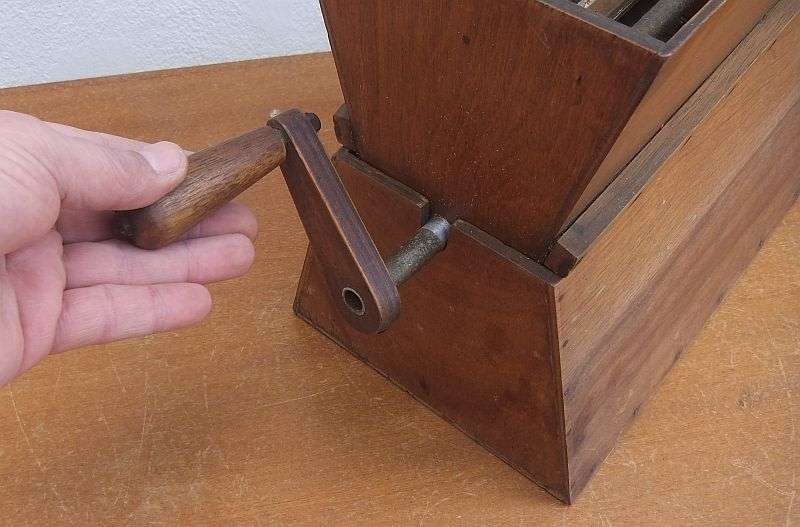 WOW ! A STUNNING OLD WOODEN FLOUR SIFT "FRESH FROM THE FARM" ... THIS ONE HAS ALLOT OF CHARACTER !!