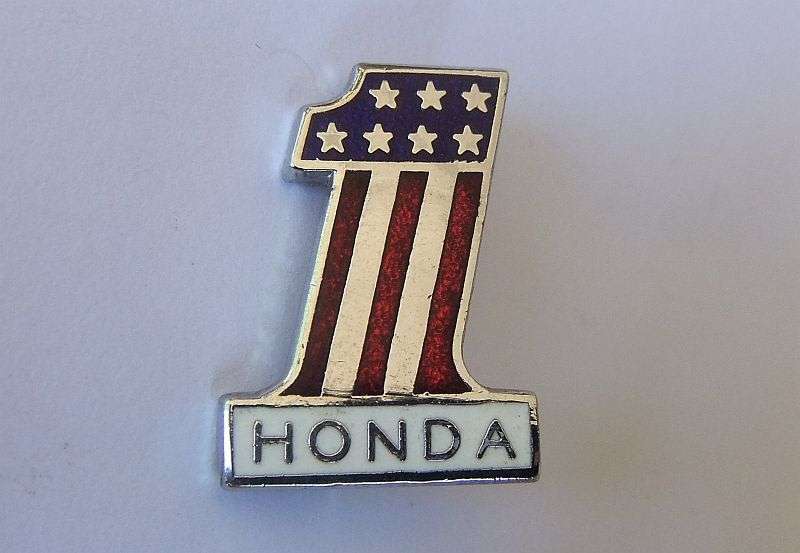 VINTAGE ENAMEL BIKERS BADGE - HONDA