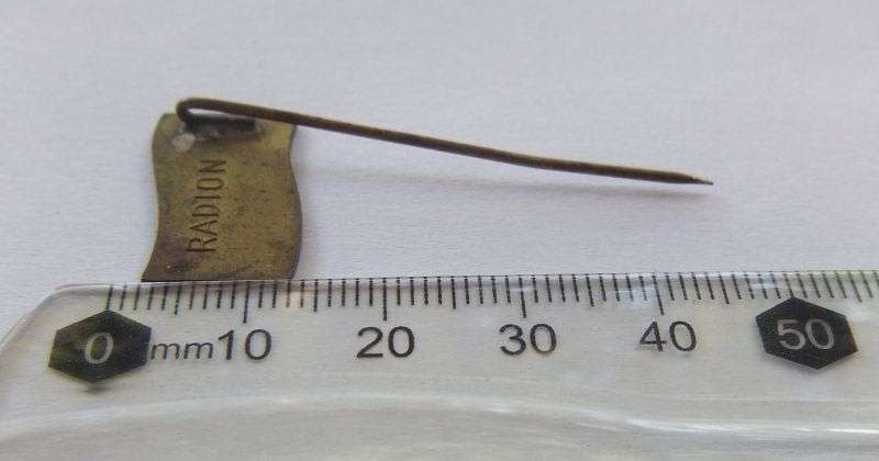 RARE IN SA !! VINTAGE ""ITALIAN FLAG"" LAPEL PIN