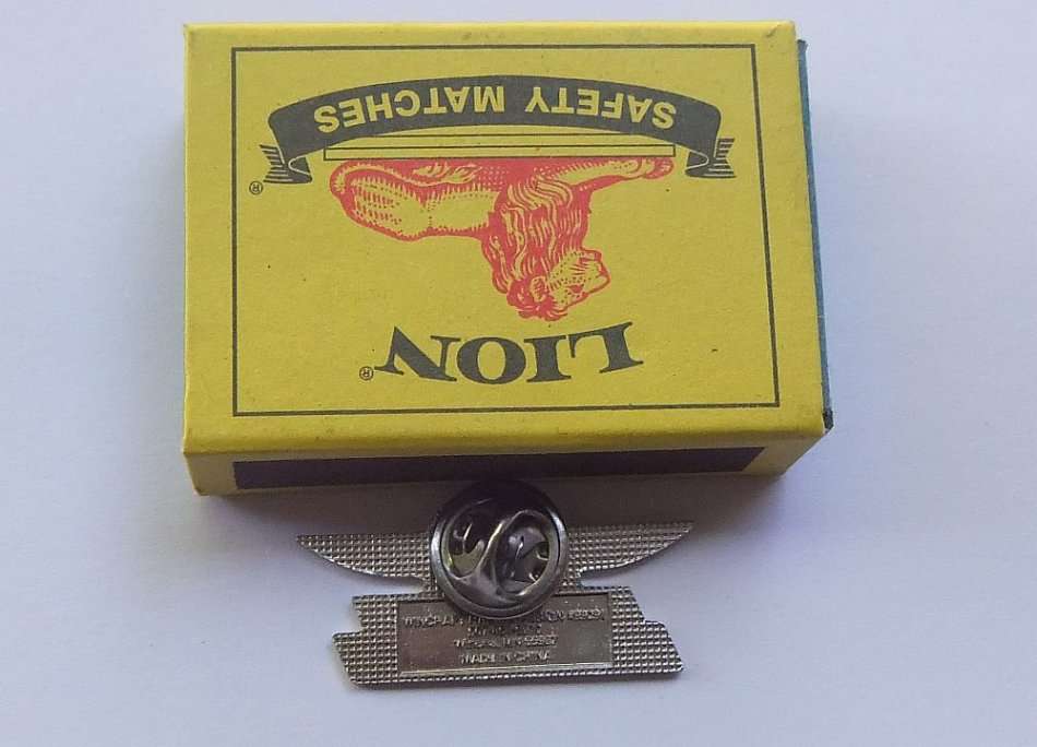 Badge / Pin - USA FORMULA 1 GRAND PRIX 2000