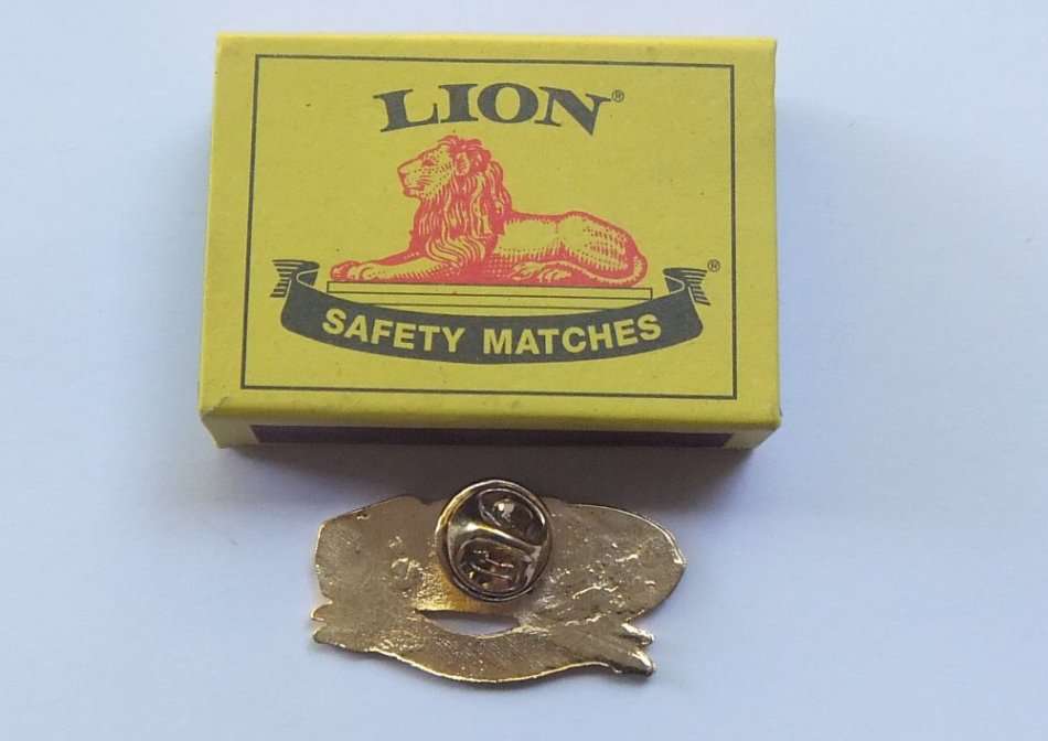 Badge / Pin - MARANELLO ROSSO