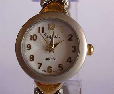 LADIES WATCH - WORKING - UNUSED