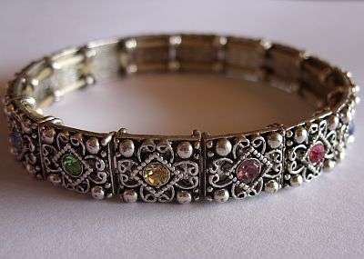 VINTAGE LOOK METAL BRACELET