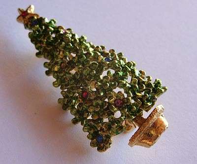 VINTAGE BROOCH - CHRISTMAS TREE