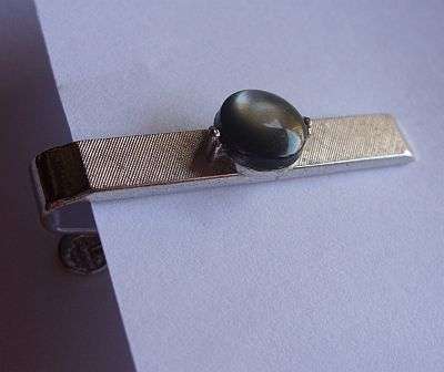 VINTAGE TIE PIN / CLIP - GREY STONE