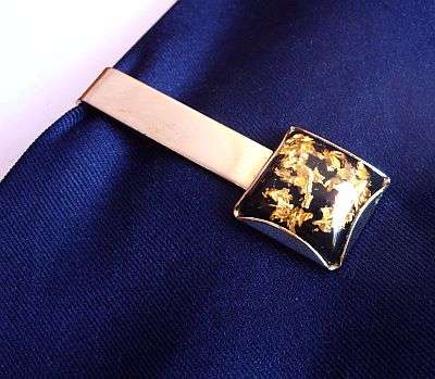 VINTAGE TIE PIN / CLIP - SMART - " GOLD FLAKES "