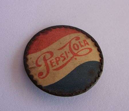 VINTAGE PEPSI-COLA BADGE - RARE