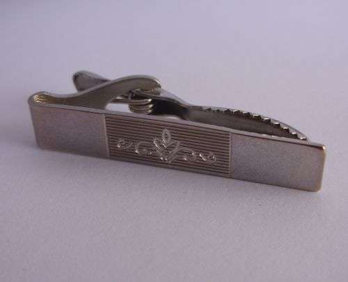 VINTAGE TIE PIN / CLIP - PATTERNED BAR
