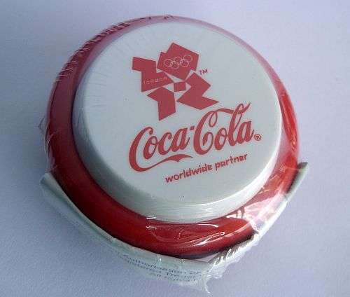 RARE IN SA !! OFFICIAL COCA-COLA ADVERTISING YO-YO MADE FOR THE 2012 LONDON OLYMPICS !!! COOL !!!