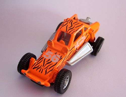DIE CAST VEHICLE - RACING BUGGY BY MAISTO