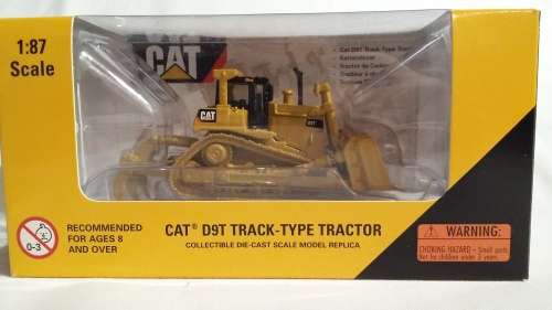 Norscot CAT D9T Track type Tractor 1:87 Scale