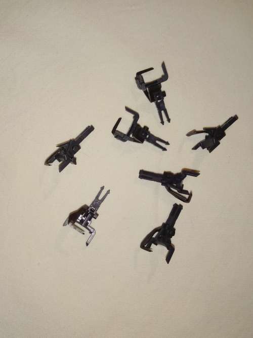 Roco 40350 HO Universal Couplings (7x)