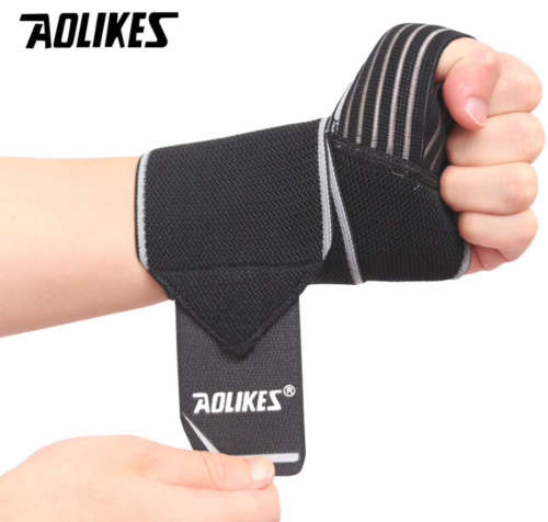 Aolikes Striped weight lifting wristbands