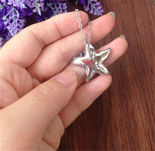 Beautiful Sky Blue Crystal Rhinestone Star Pendant Chain Necklace