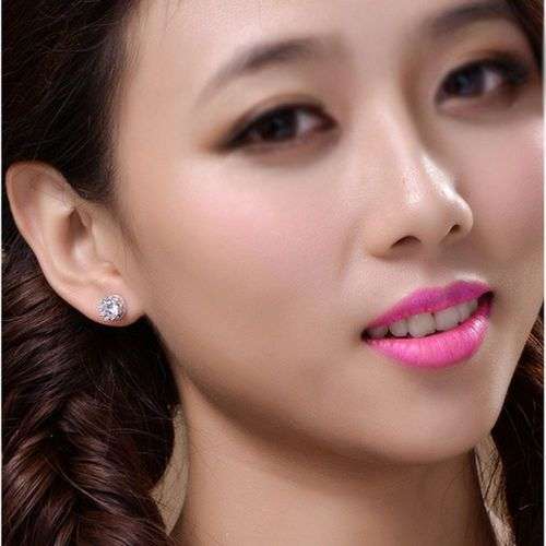 FIT FOR ROYALTY! ELEGANT SIM DIAMOND WHITE GOLD PLATED CROWN STUD EARRINGS