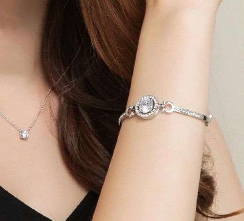 INCREDIBLE! Sparkling Diamond Simulant - Huge 3.5ct Solitaire Engagement Style Tennis Bracelet