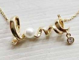 Beautiful LOVE Crystal Pendant Necklace - Yellow Gold Plated