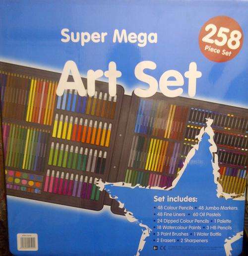 Super Mega 258 Piece Art Set