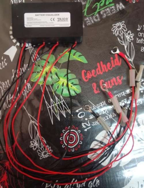 Battery Equalizer HA02 Batteries Voltage balance Lead Acid Battery Connected in parallel series 48v