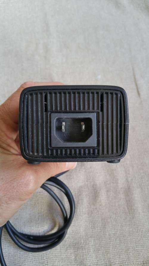 ***AKM - XBOX 360 E1538 + 250GB HARD DRIVE CONSOLE IN NON-WORKING CONDITION REQUIRING REPAIR***