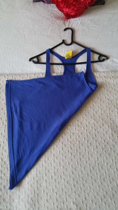 ***AKM - AUTHENTIC GOLD'S GYM PROFESSIONAL BODYBUILDING GYM VEST 100%COTTON***