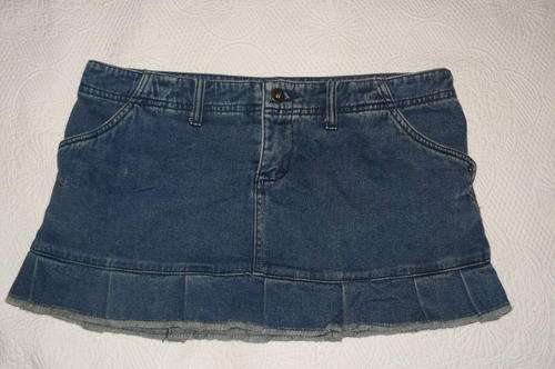 Ladies Volcom denim skirt - Size 34
