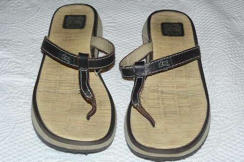 Ladies Island Style sandles - size 6