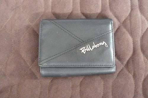 Unisex Black leather billabong wallet
