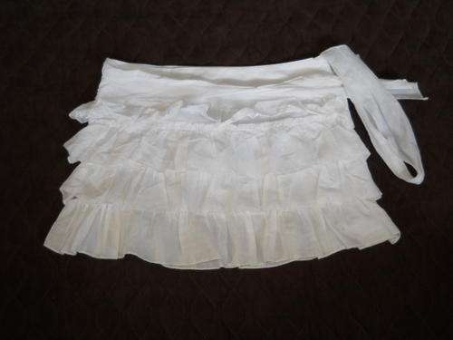 White ruffle skirt, ties at waist - Size 34