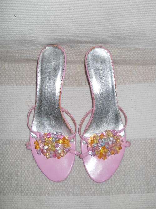 Gorgeous pink high heels with "crystal" detail - size 5