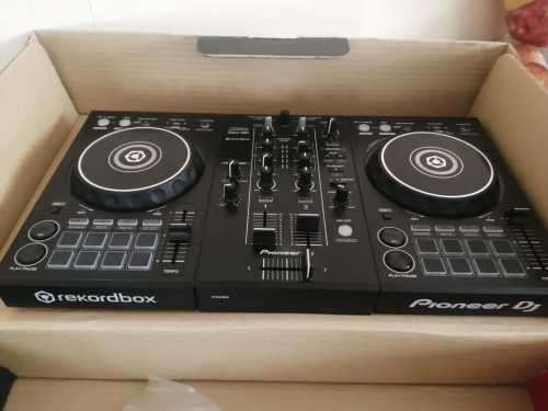 Pioneer DDJ 400 + Hybrid Party Box 15 + 2x Wireless Mic