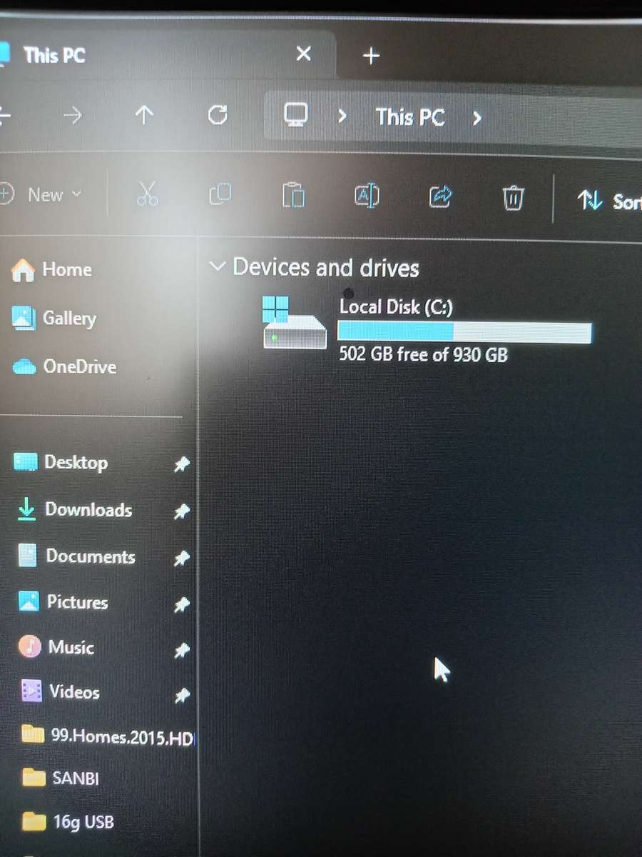 Desktop PC i5 6th Gen plus LCD Monitor
