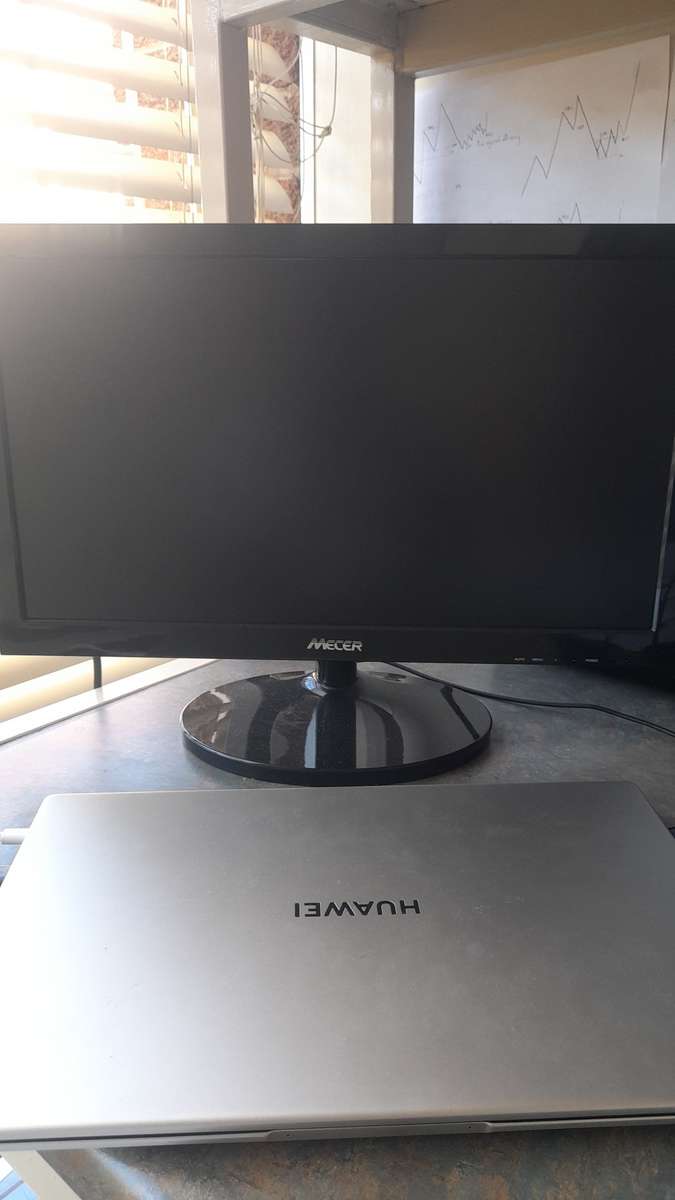 Huawei Laptop MateBook D15 i3-10110U 10th Gen