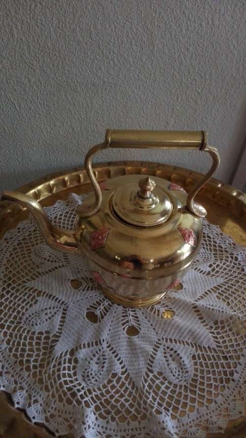 Stunning copper kettle with red copper insets