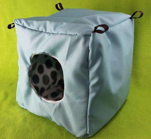 Snooze Cube Medium Polka Dot Blue