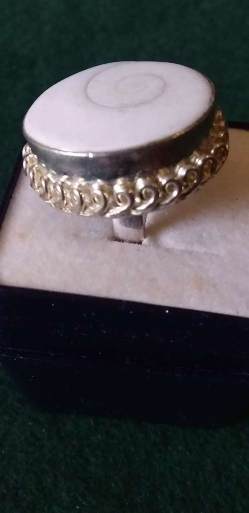 Genuine Operculeum Shell Ring
