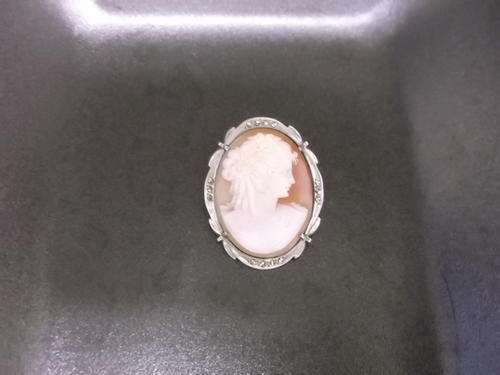 Sterling Silver And Shell Cameo Brooch/Pendant