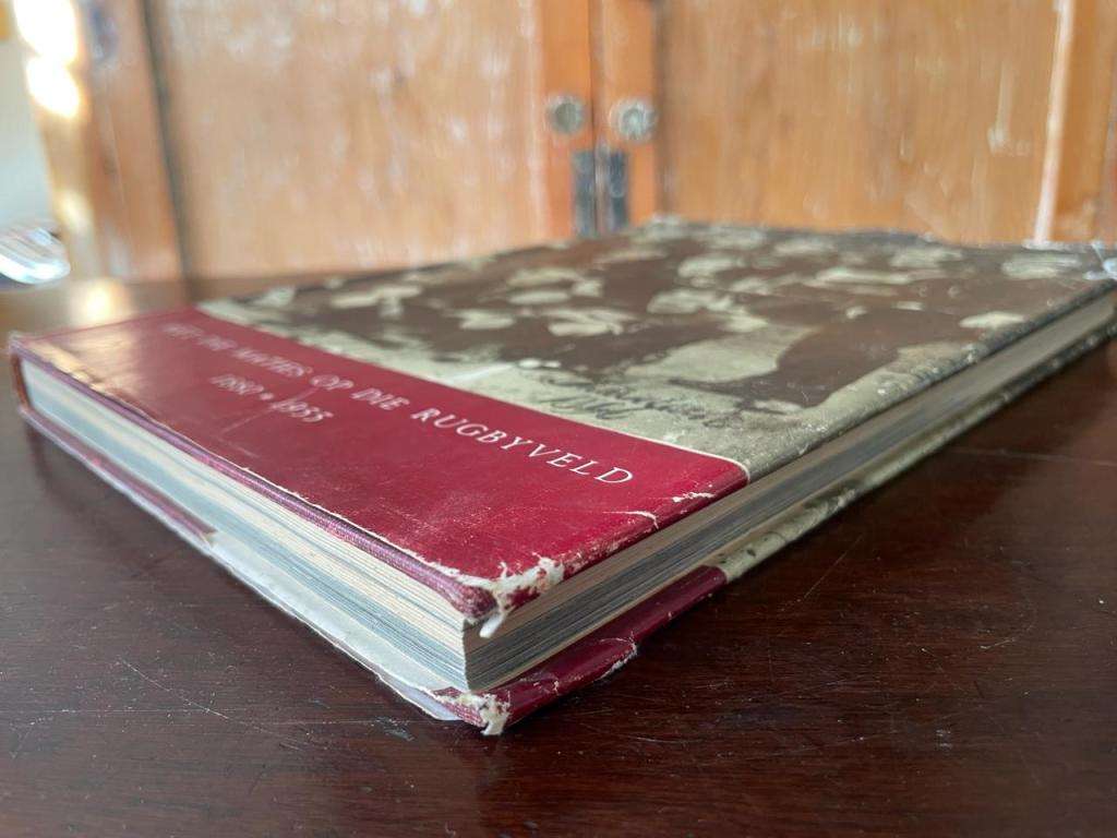 MET DIE MATIES OP DIE RUGBYVELD 1880-1955