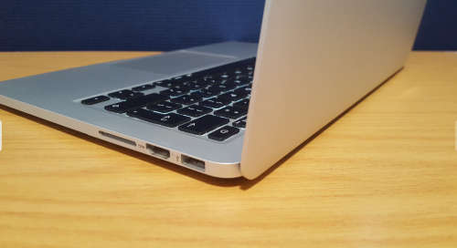 As New Apple Macbook RETINA (Warranty) 256 ssd 2015  LOW CYCLE COUNT** Price Drop Grab a Bargain**